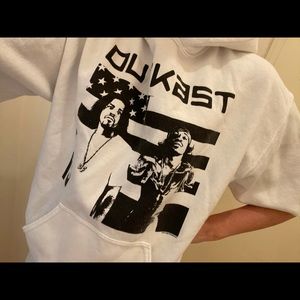 OutKast hoodie sweatshirt Medium